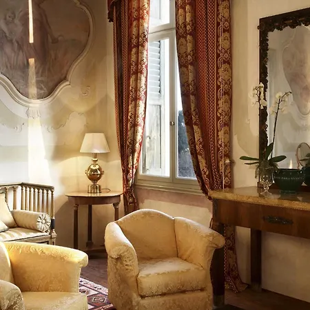 Relais Cornér Della Regina 4* Vedelago (Treviso)