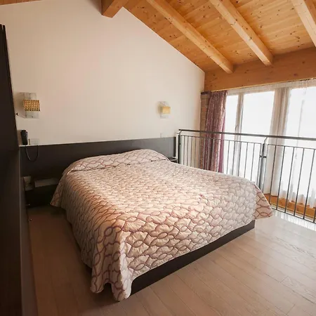 Hotel Relais Cornér Della Regina 4*
