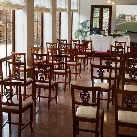 Relais Cornér Della Regina Hotel